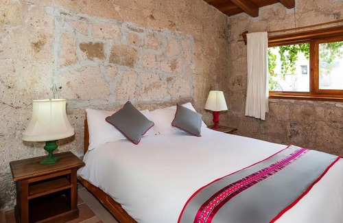 Aculco Hotel | Xani Mui