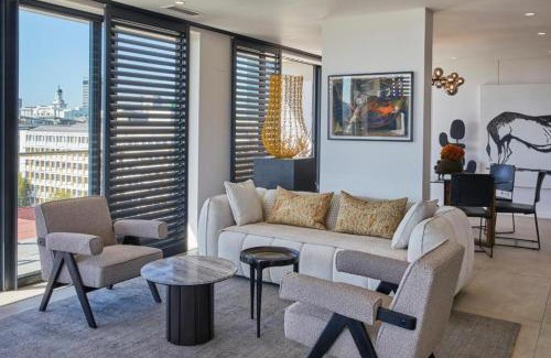 Cape Town City Centre Apartment | Xenia Signature Collection by Totalstay