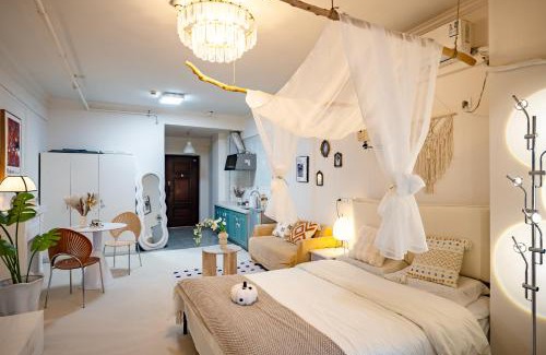 Jing'an Apartment | Xi'an Hills & Lostwine Downtown Suite close to Metro Xiaozhai stn