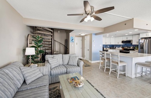 North Ocean City House | XPLORIE ACTIVITIES & LINENS INCLUDED*! This 2BR luxury Capri Townhouse has a spectacular view of the Ocean!