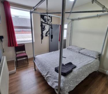 West Bromwich House | Xtasia Adult Hotel - Adults Only