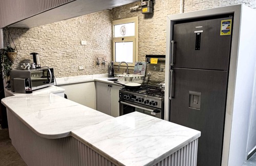 Qasr an-Nil Apartment | Xuru Stay I Elegant & Modern 3 BDR Apt. @ Heliopolis