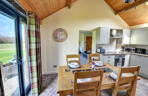 Caersws House | Y Beudy - Two Bedroom House, Sleeps 4