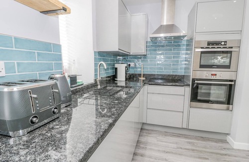 Llanbedr House | Y BWTHYN, pet friendly, character holiday cottage in Llanbedr