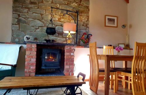 Welshpool House | Y Dderwen At Brynglas Farm