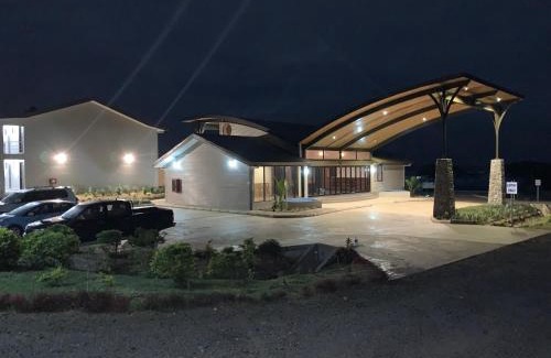 Cuvu Hotel | Yadua Bay Resort & Villas