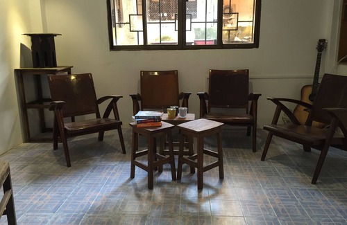 Mayangone House | Yangon airport hostel mix dorm