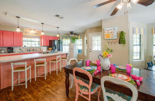 Chico House | Yard, Dock and Boat Slip Lake Bridgeport Cabin!