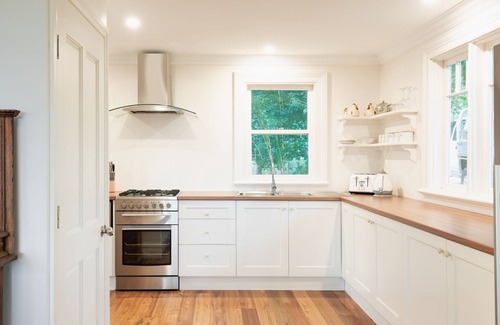 Jaspers Brush House | Yarrawong Farm, near Berry
