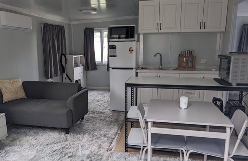 Yass Cabin | Yass farmstay (cabin)
