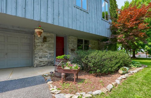 Ephrata Apartment | Ye Olde Stone Gables