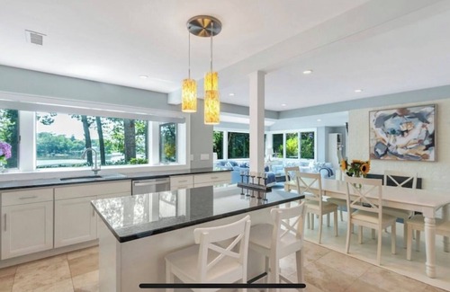 North Sea House | Year-Round Hamptons Waterfront, Renovated, Sunsets, Prime Location, Dock