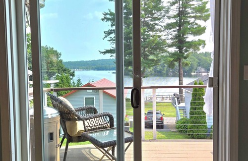 Lochmere House | Year-round house, Lakes Region, Winnisquam NH.