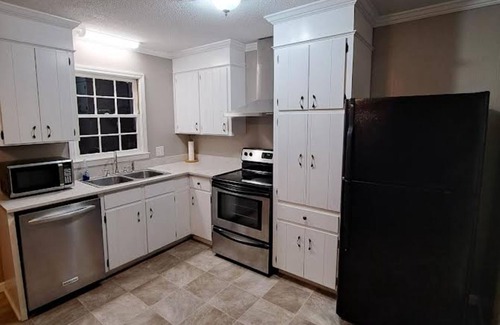 Martinez House | Year-Round Rental-Charming 4 bedroom Home in Martinez Ga.n4mi from ANGC