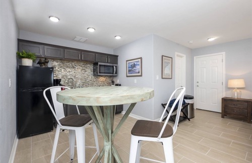 Rockport Condo | Yellow Warbler A | Access to Fishing Pier!