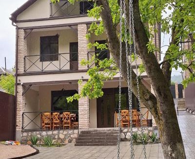 Kaputan House | Yengibar's Family house