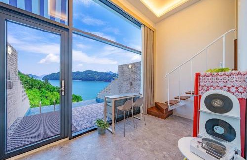 Hwajeong Villa | Yeosu 48 Hour Pool Villa