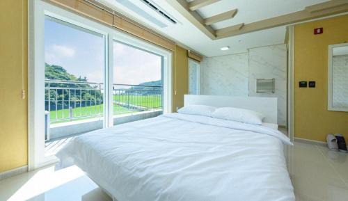 Yeosu House | Yeosu Sora Noeul Pension