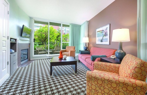 Inner Harbour Resort | Yes . A Canadian Dream !