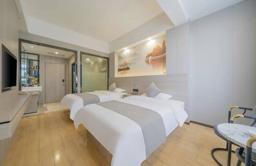Cenxi Hotel | Yeste Hotel