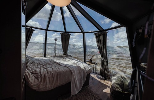 Tocksfors House | Yggdrasil Igloo Water Huts