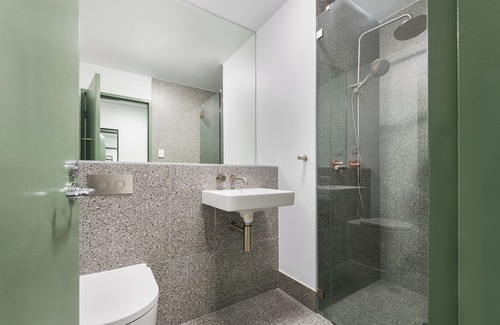 Haymarket Hostel | YHA Sydney Central
