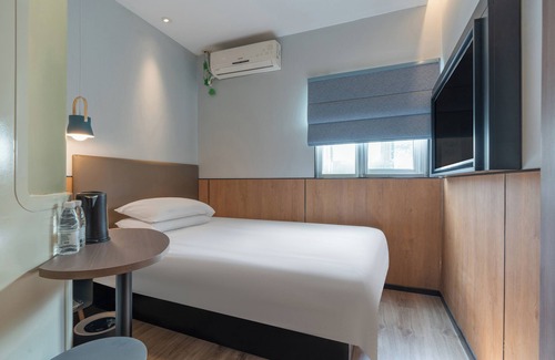 Yangpu Hotel | yibaijiudian
