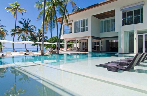 Finolhas Island Villa | You and Your Family will love this Ultra Luxury Villa in the Maldives with 24/7 Concierge
