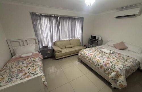 Barellan Point House | YOU guest house