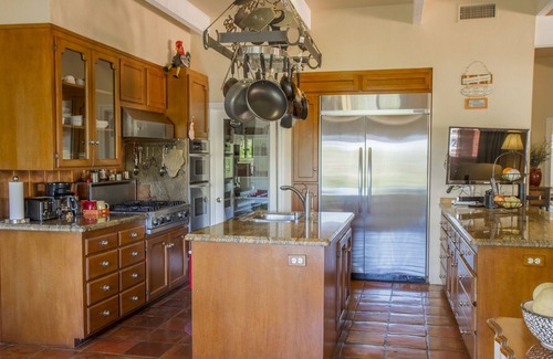 Jamul House | You've just found San Diego's most unique family gathering place.
