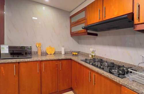 Huayna-Capac Apartment | Your Adventure in Cuenca Starts Here: Fully Equipped Apartment in Downtown