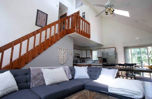 Long Pond Ski Chalet | Your Best Vacation is waiting at the Sage Chalet - Close to Kalahari & Camelback