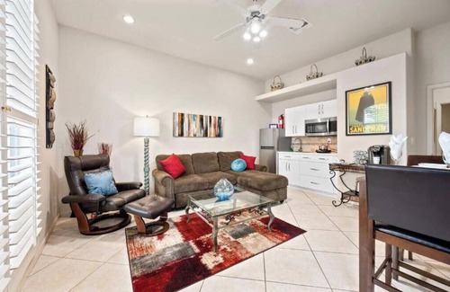 Paradise Valley Village Cottage | Your Cozy Place, PoolI Work & Play, Scottsdale, Near Mayo Clinic