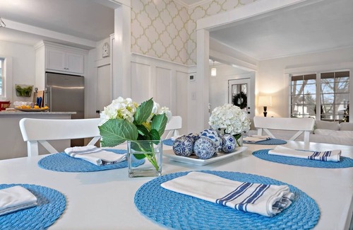 Wayzata House | Your Gateway to Lakeside Bliss and Urban Excitement in the heart of Downtown, Wayzata.
