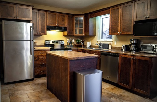 Moncton House | Your modern home in the best location in Moncton!