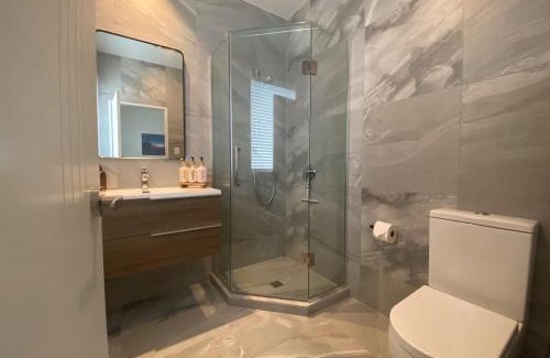 Massey House | Your Modern Private Room Awaits in Westgate