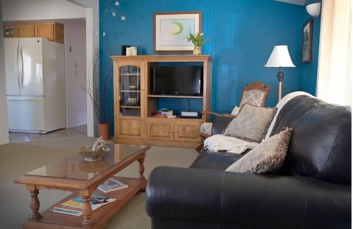 Marquette House | Your own Nature Retreat, minutes from town and wilderness opportuntities