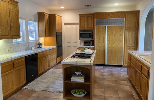 Ojai House | Your own Ojai farm!