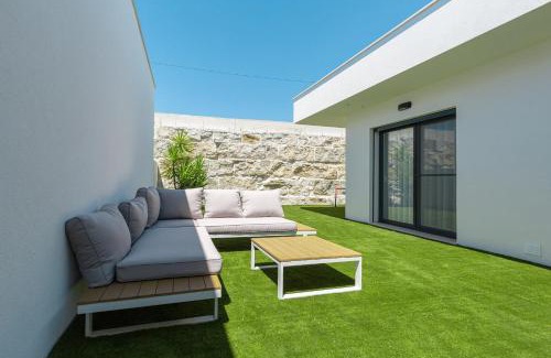 Atalaia House | Your Peace & Quiet, close to the Silver Coast