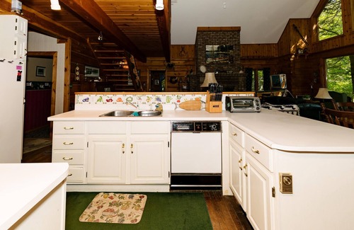 Haliburton Cottage | Your Premier Lakeside Getaway