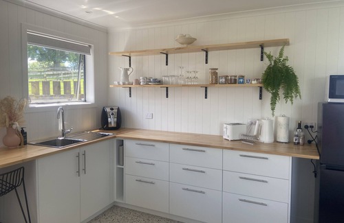Rotoorangi Apartment | Your Rural Retreat, 10mins from Cambridge. Great base for local events!