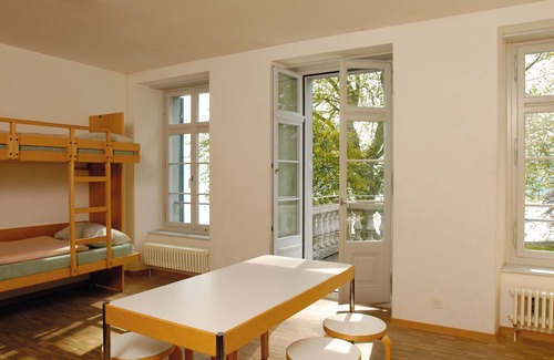 Horgen District Hostel | Youth Hostel Richterswil