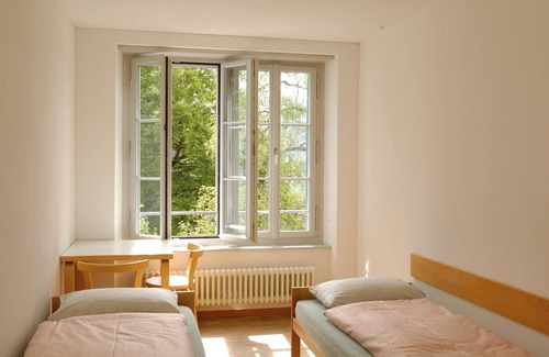 Horgen District Hostel | Youth Hostel Richterswil