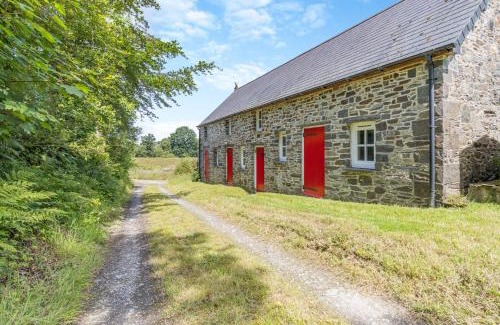 Bethania House | Ysgubor The Barn and Tanybryn Cottage