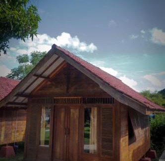 Gili Gede Villa | Yut's Inn Flower Paradise Gili Gede