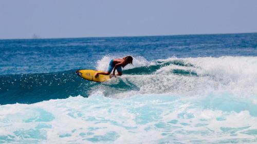 Himmafushi Hotel | YUVi Blue Maldives & spa