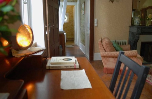 Villeblevin Bed & Breakfast | YXIE - Manoir des Arts