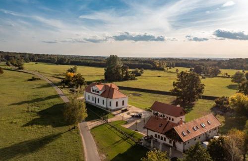 Breclav Hotel | Zámeček - Chateau Lány - Depandance Stroodel