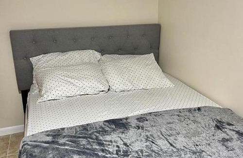 Weequahic Apartment | Z & Z Apartment 2