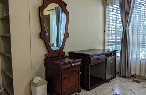 Victoria Falls Villa | Zambezi Family Lodge - Buffalo Room